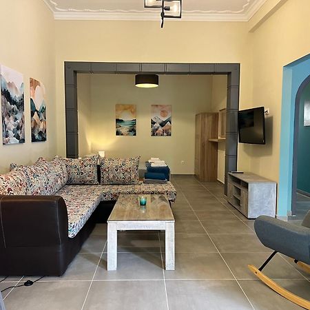 Spacious And Beautiful House بيرايوس المظهر الخارجي الصورة