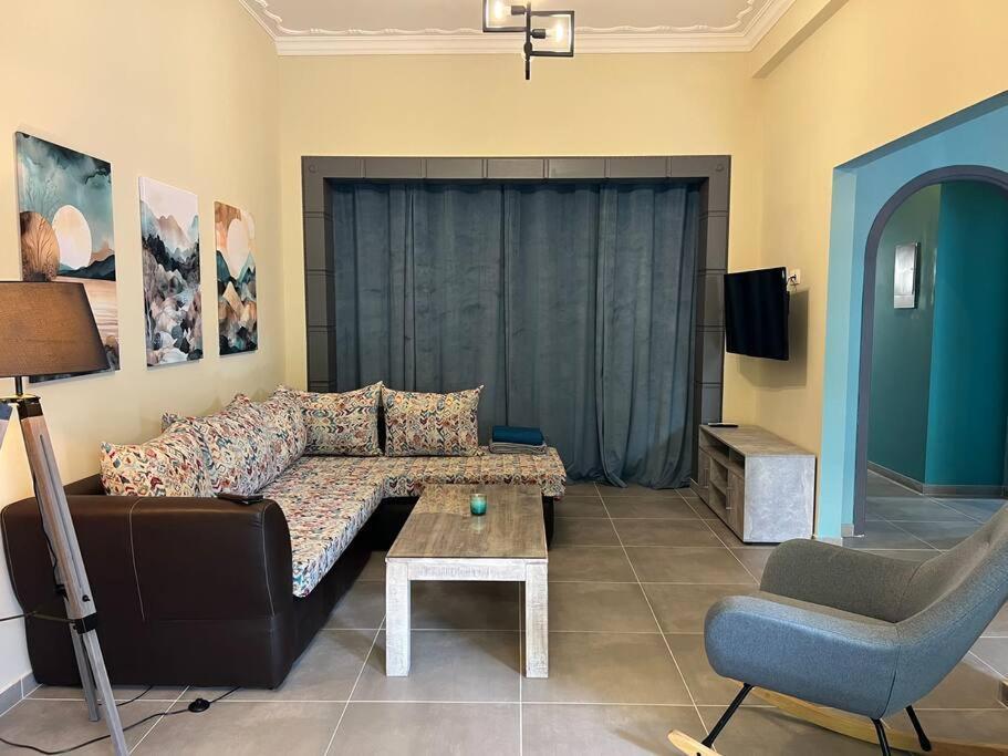 Spacious And Beautiful House بيرايوس المظهر الخارجي الصورة