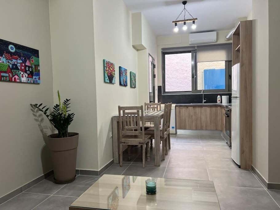 Spacious And Beautiful House بيرايوس المظهر الخارجي الصورة